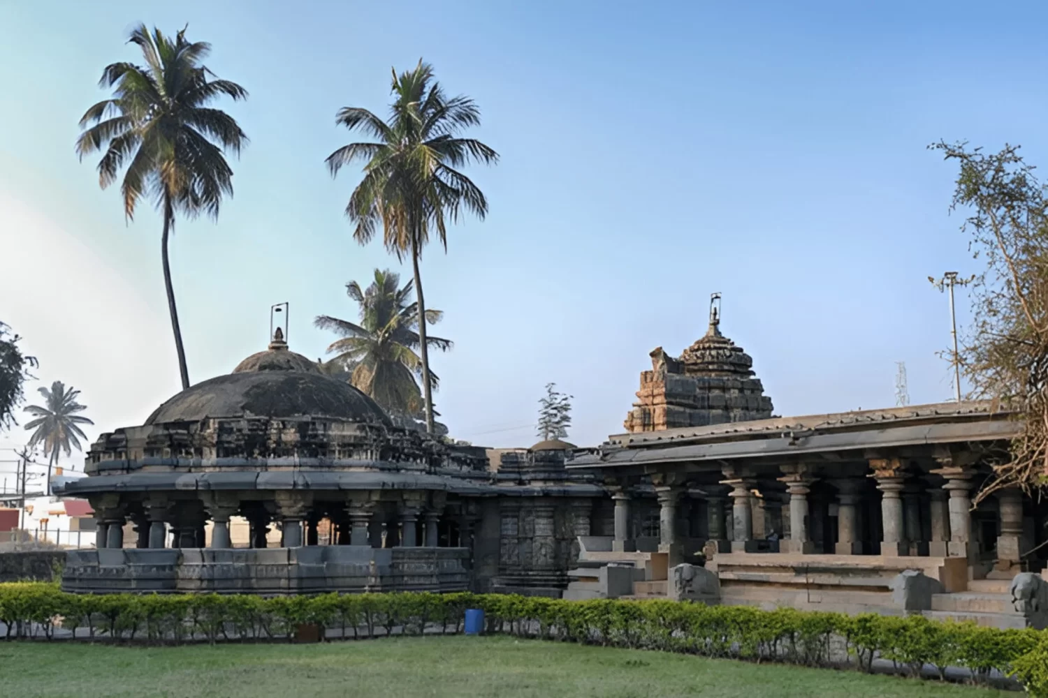 chandramouleshwara-temple